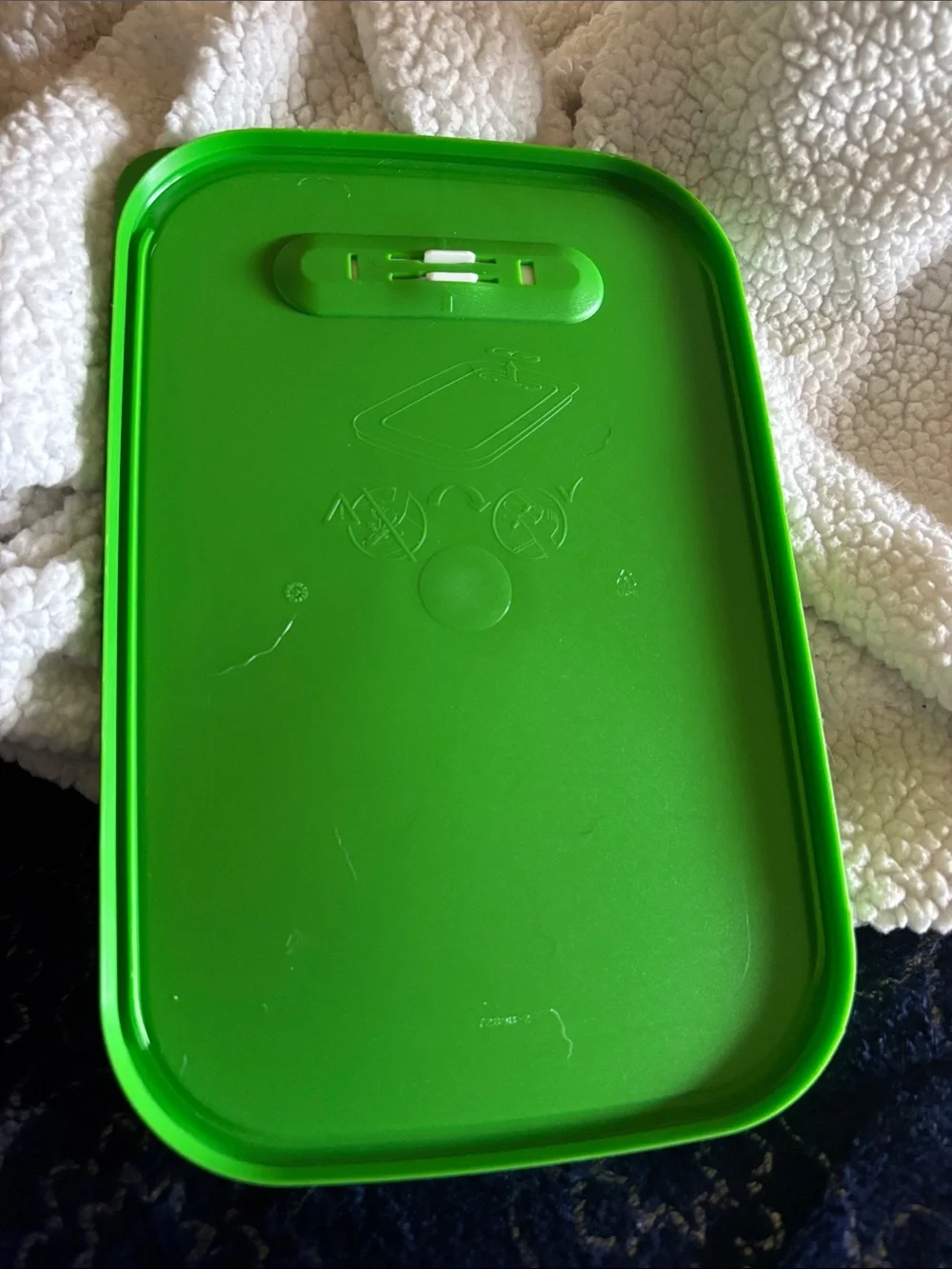 Tupperware durable lid